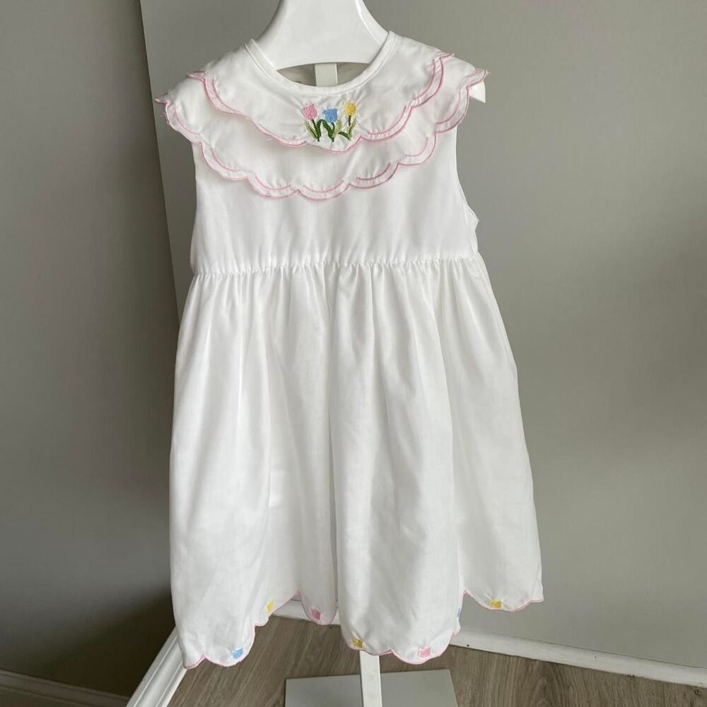 The Oaks Girls sz 6 White Cotton Dress w Embroidered Tulips Easter Preppy Spring
